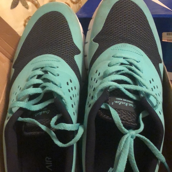 LIKE NEW 😍 Nike men shoes - Picture 4 of 5